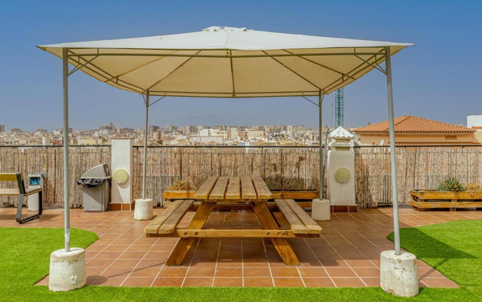 Appartement Apartamento Centrico La Merced 2 - Free Parking & Free Gym à Málaga Extérieur photo